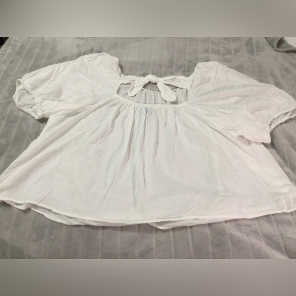 Old Navy Tops - Old Navy Puff-Sleeve Cutout Tie-Back Swing Blouse Sheer White Size 4X NWOT